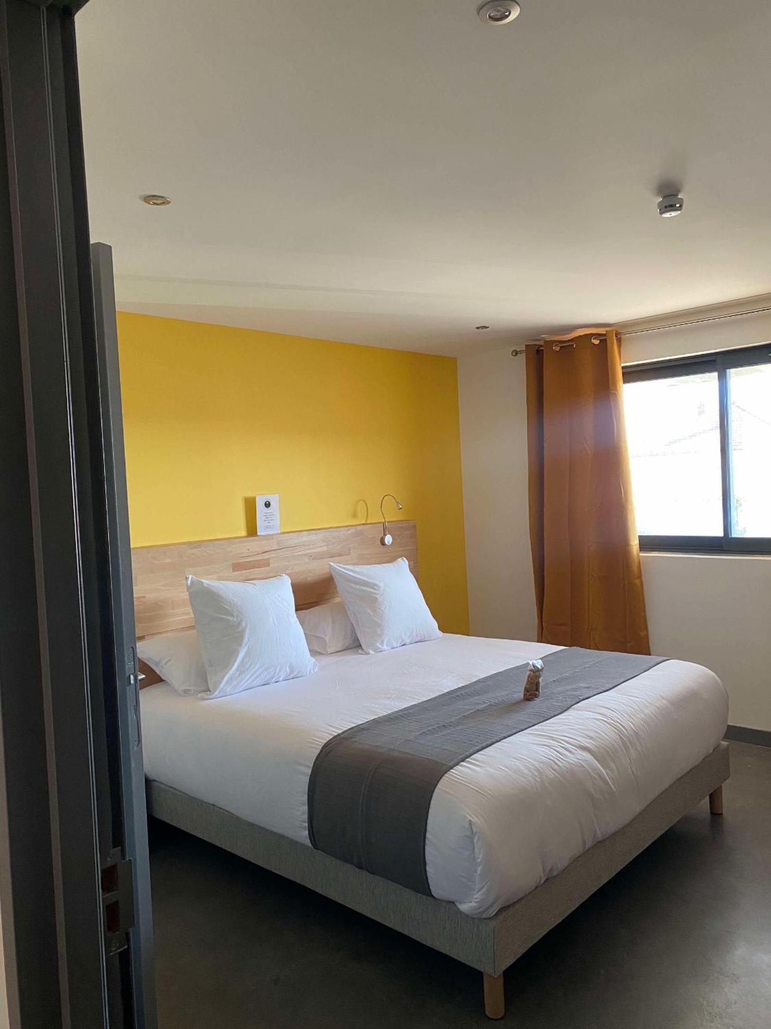 H85 Hotel Chatte Exterior foto